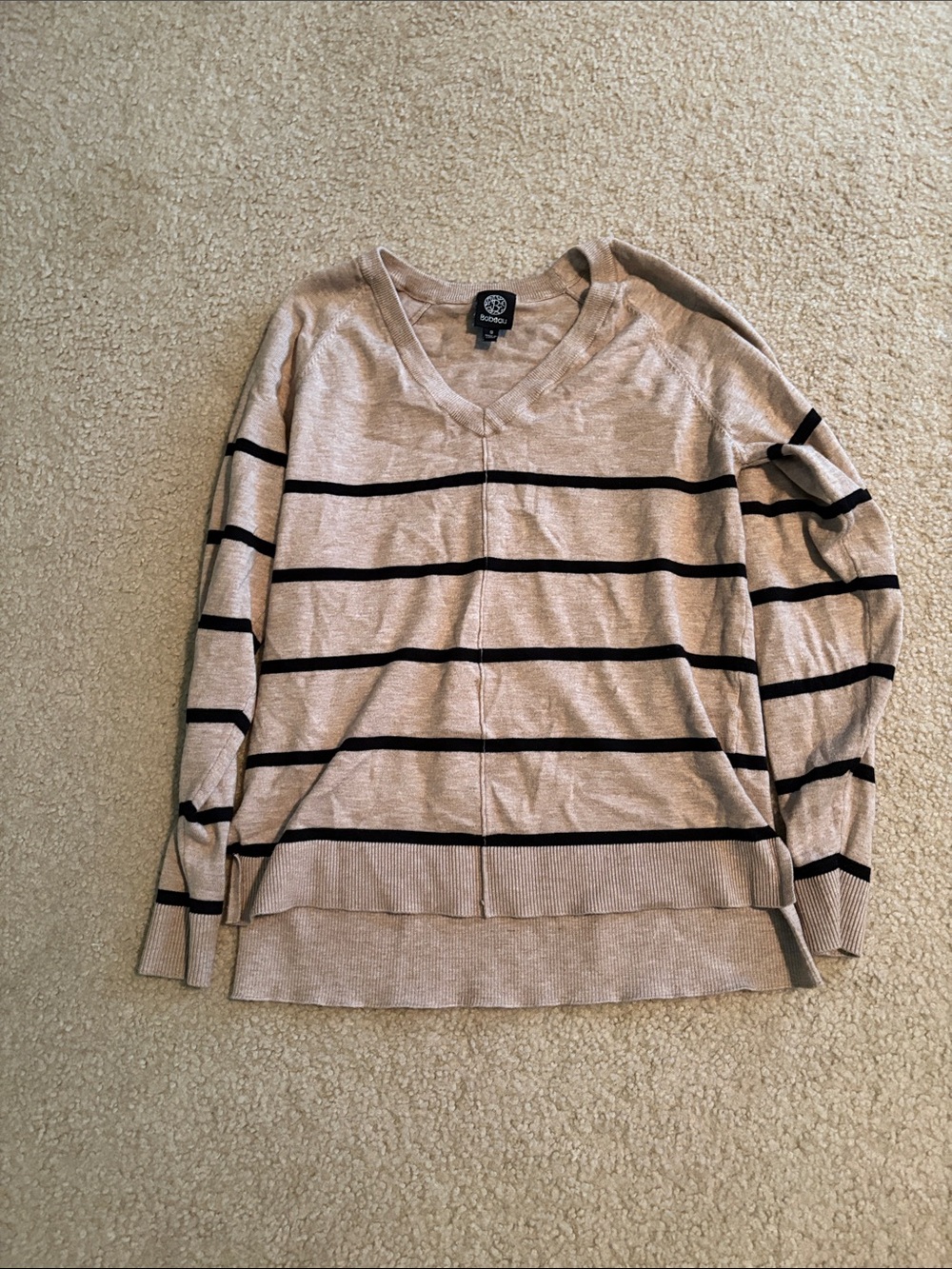 bobeau Beige V-Neck Sweater with Black Stripes